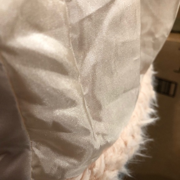 Kala Vella Soft Pink Fuzzy Coat - Picture 7 of 8